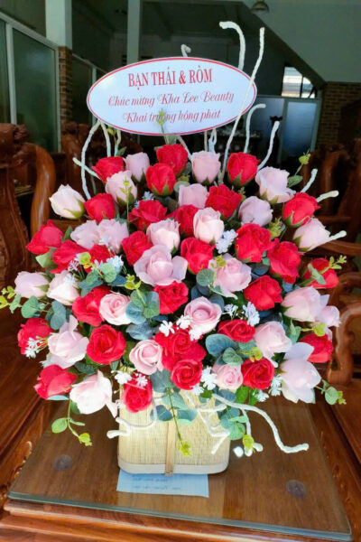Giỏ hoa sáp khai trương