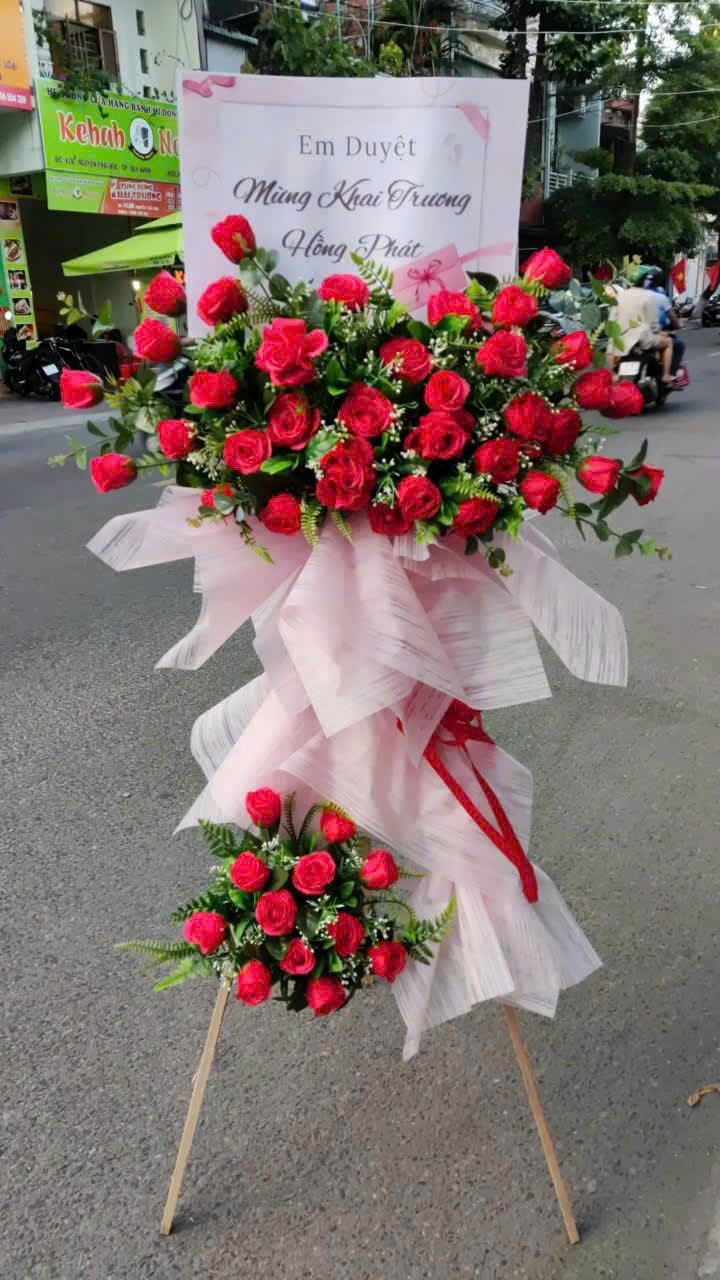 Hoa khai trương
