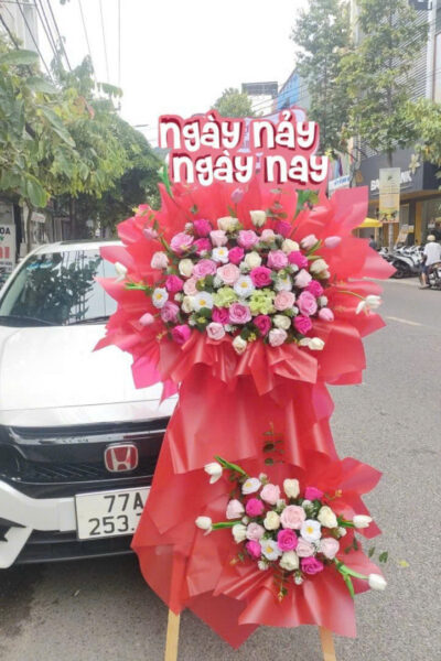 Hoa khai trương