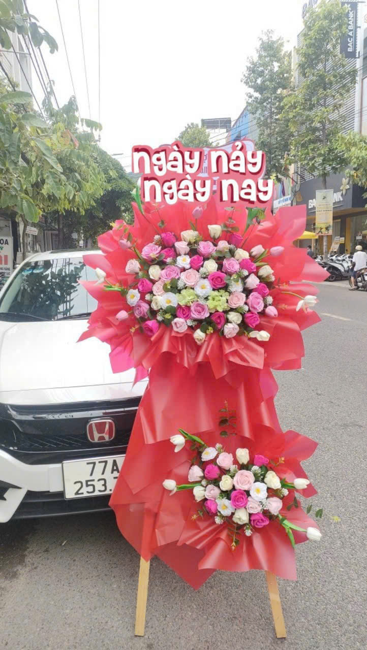 Hoa khai trương