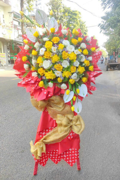 Hoa khai trương