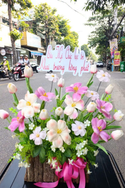 Giỏ hoa sáp khai trương