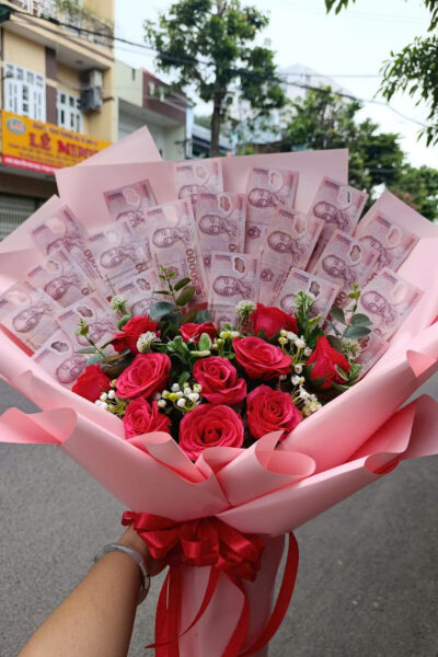 HOA TIỀN ĐỨNG